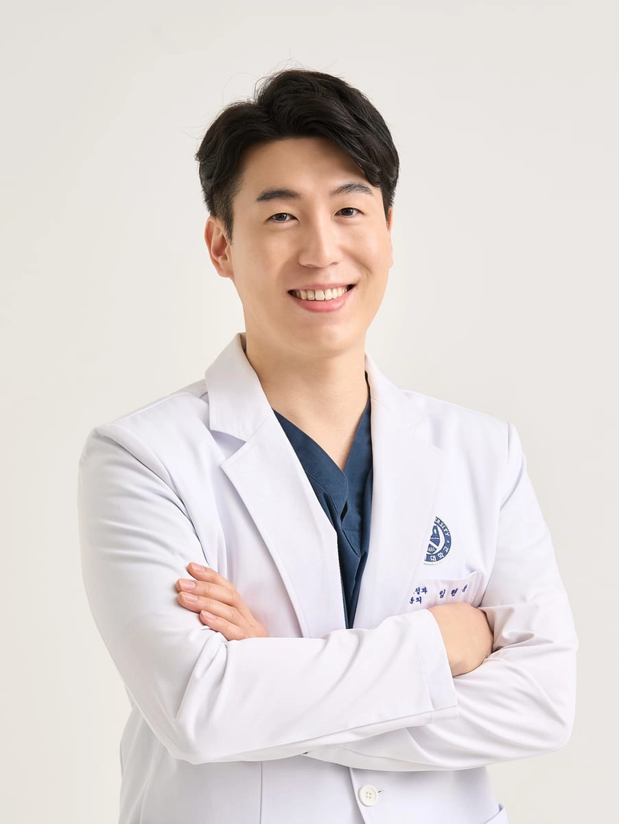 치과교정과 전문의 임현묵 대표원장